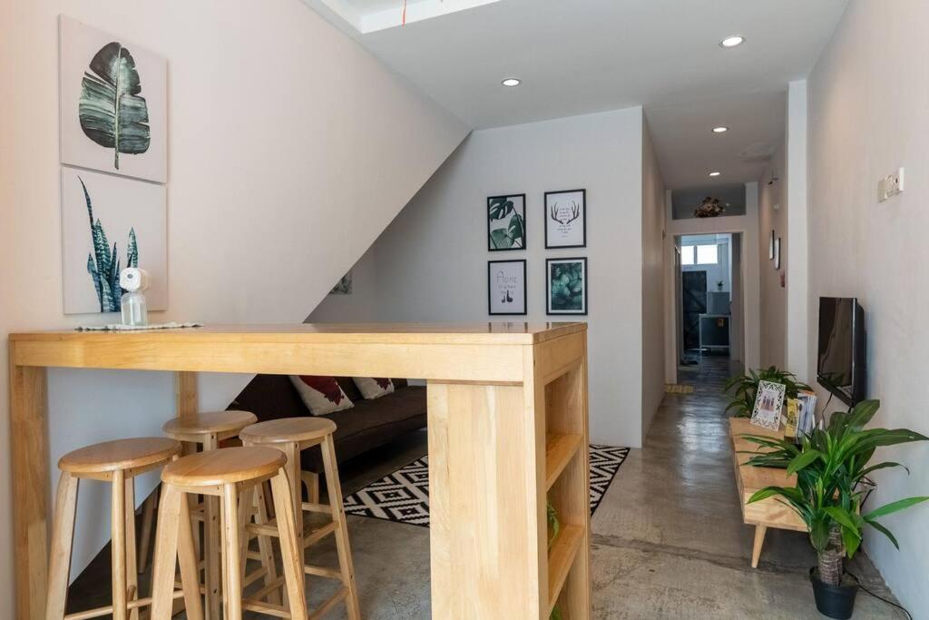 New Granny Cozy House Georgetown 2-6Pax Villa Buitenkant foto