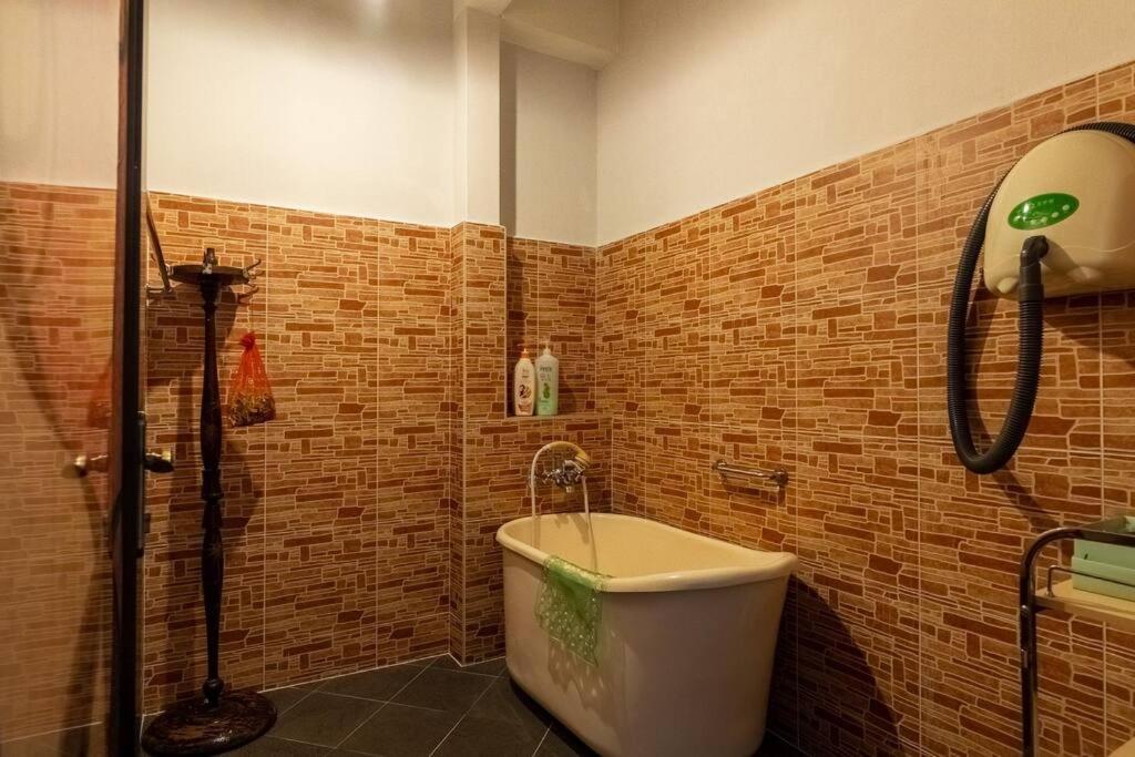 New Granny Cozy House Georgetown 2-6Pax Villa Buitenkant foto