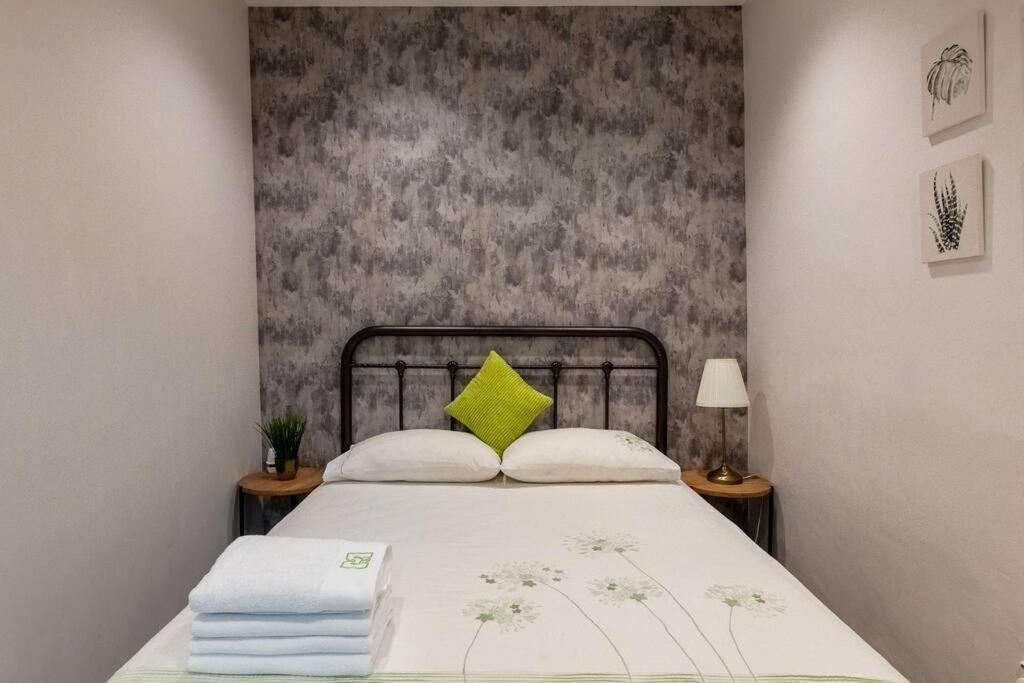 New Granny Cozy House Georgetown 2-6Pax Villa Buitenkant foto